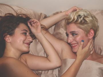 Unas mujeres en la cama Unas mujeres en la cama