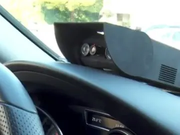 El último sistema para evitar accidentes: un dispositivo que alerta de la somnolencia y las distracciones del conductor El último sistema para evitar accidentes: un dispositivo que alerta de la somnolencia y las distracciones del conductor