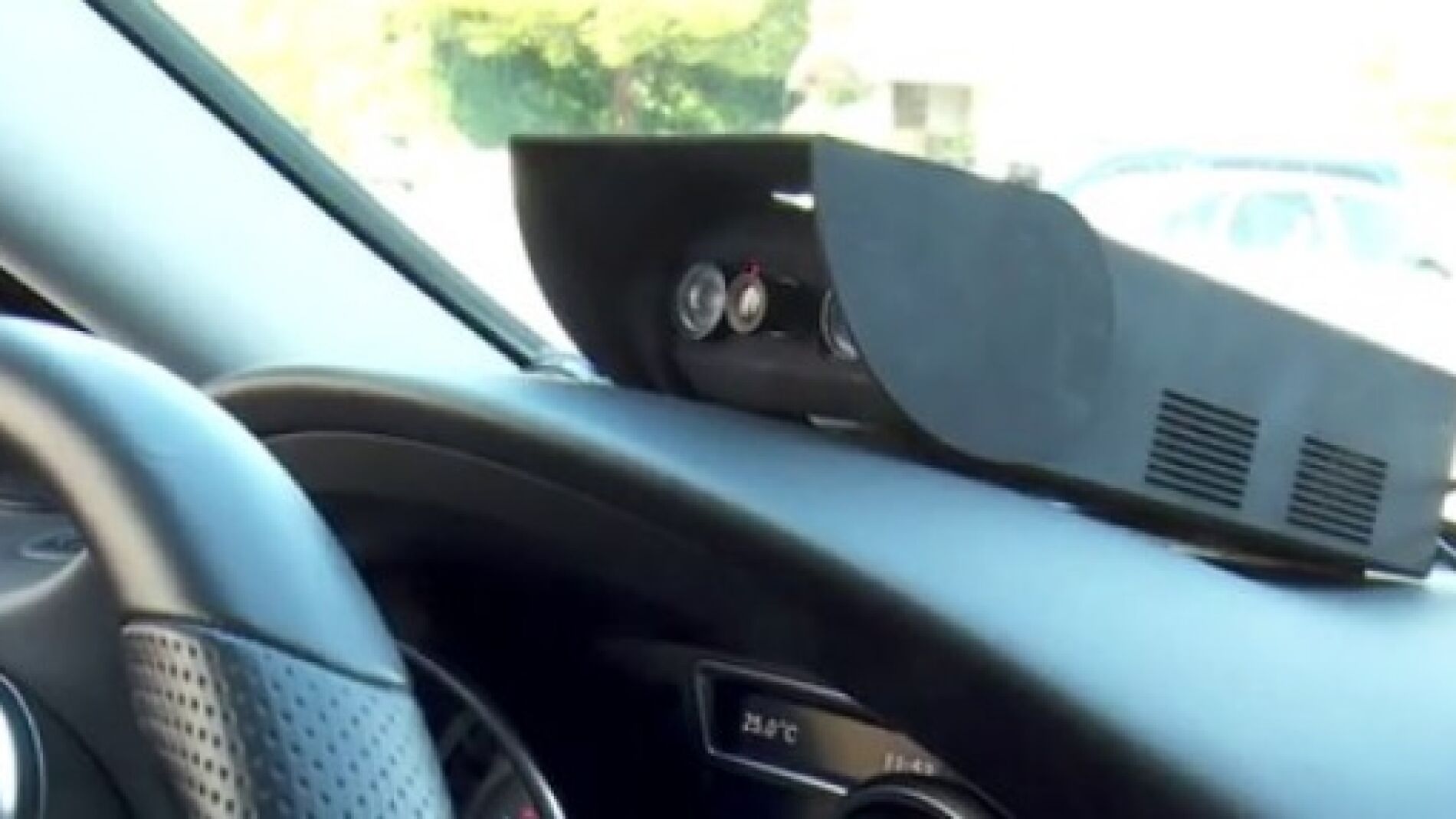 El &uacute;ltimo sistema para evitar accidentes: un dispositivo que alerta de la somnolencia y las distracciones del conductor 