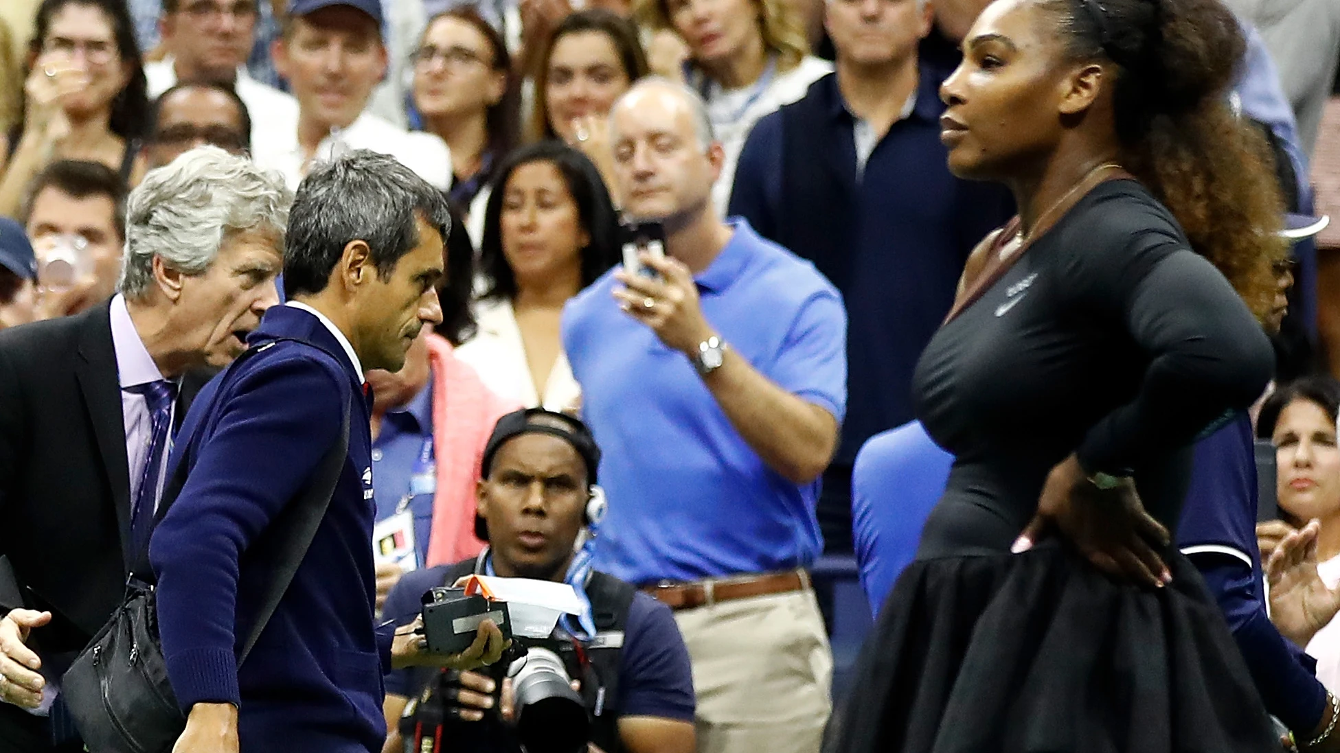 Carlos Ramos y Serena Williams, durante la final del US Open