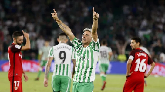 Joaquín celebra su gol contra el Sevilla Joaquín celebra su gol contra el Sevilla