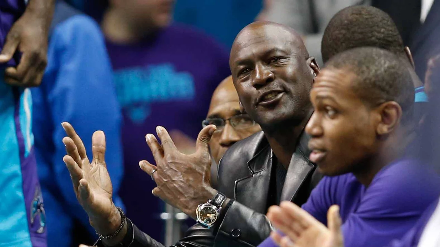 Michael Jordan, durante un partido con los Hornets Michael Jordan, durante un partido con los Hornets