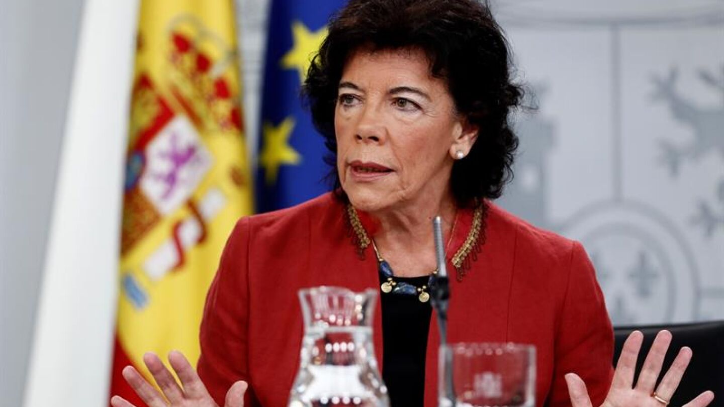 Isabel Cel&aacute;a durante la rueda de prensa posterior al Consejo de Ministros