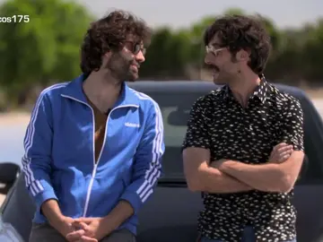 Javier Rey y Tamar Novas, compañeros en ´Fariña´y rivales en Centímetros Cúbicos Javier Rey y Tamar Novas, compañeros en ´Fariña´y rivales en Centímetros Cúbicos