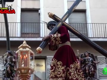 Imagen de una procesión Imagen de una procesión