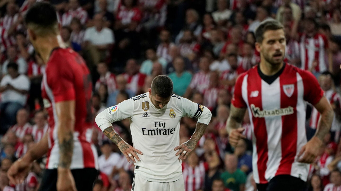 Sergio Ramos, cabizbajo ante el Athletic