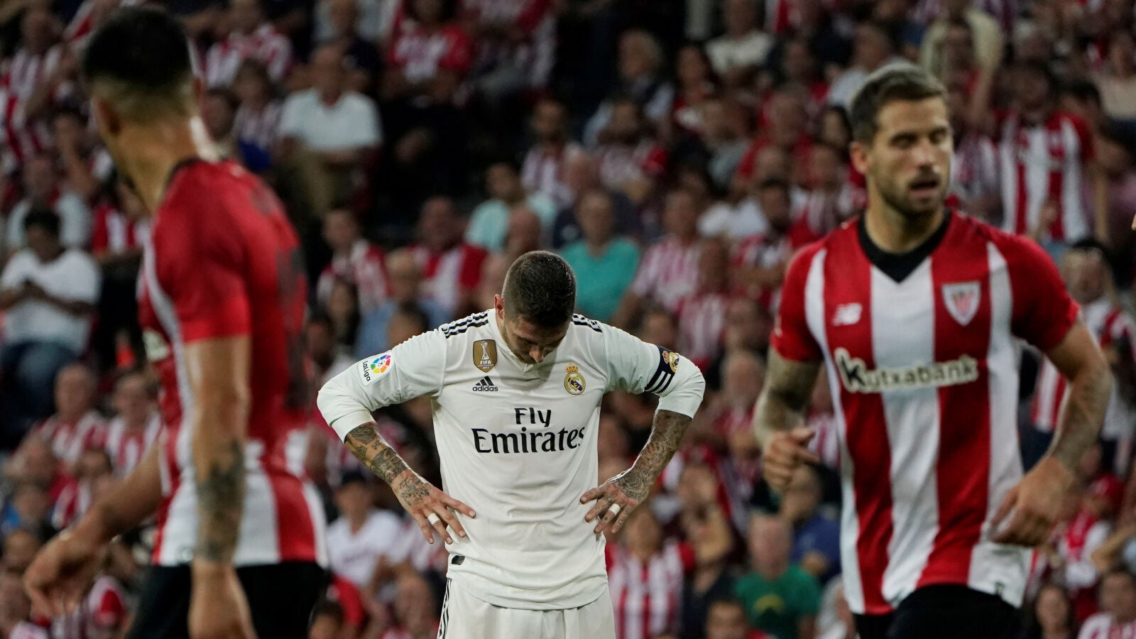 Sergio Ramos, cabizbajo ante el Athletic