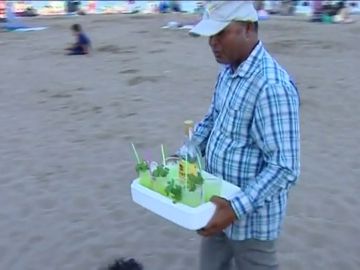 Vendedor ambulante de mojitos en Barcelona Vendedor ambulante de mojitos en Barcelona