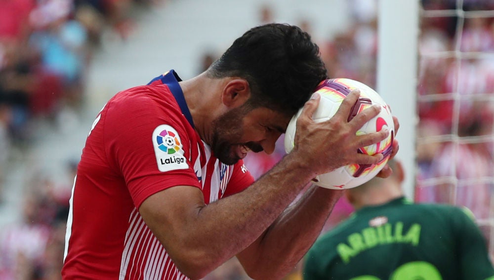 Diego Costa se desespera ante el Eibar