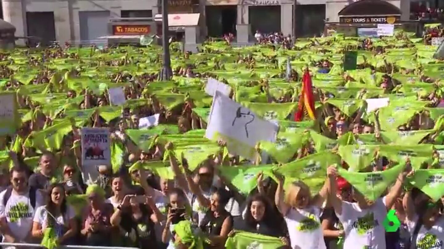 Concentraci&oacute;n de PACMA en Madrid contra el maltrato animal