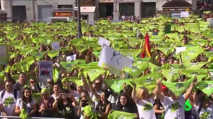 Concentración de PACMA en Madrid contra el maltrato animal