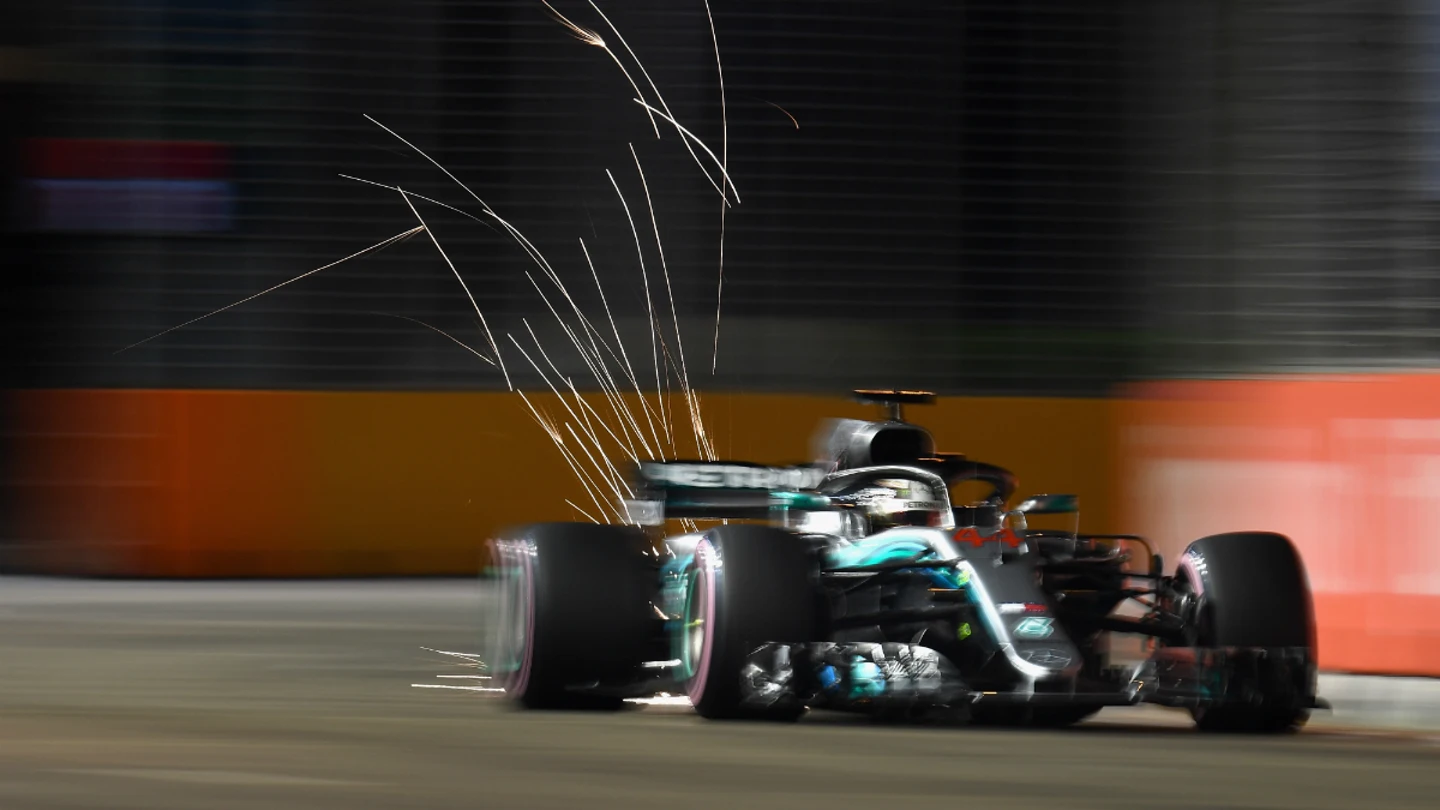 Hamilton, sobre el Mercedes Hamilton, sobre el Mercedes