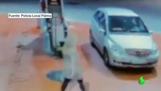 Una mujer se da a la fuga en una gasolinera Una mujer se da a la fuga en una gasolinera