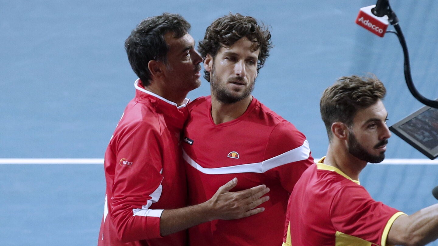 Sergi Bruguera, con Feliciano L&oacute;pez y Marcel Granollers