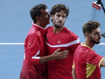 Sergi Bruguera, con Feliciano López y Marcel Granollers Sergi Bruguera, con Feliciano López y Marcel Granollers