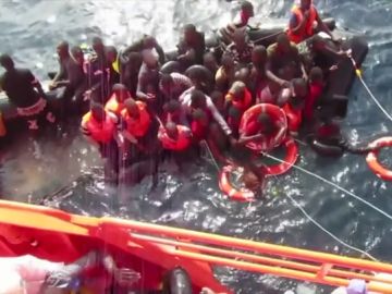 Más de 500 personas rescatadas frente a las costas españolas este fin de semana Más de 500 personas rescatadas frente a las costas españolas este fin de semana