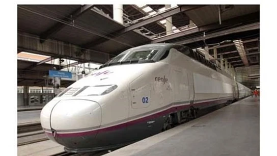 Imagen de archivo. Tren AVE de Renfe de la Serie 100