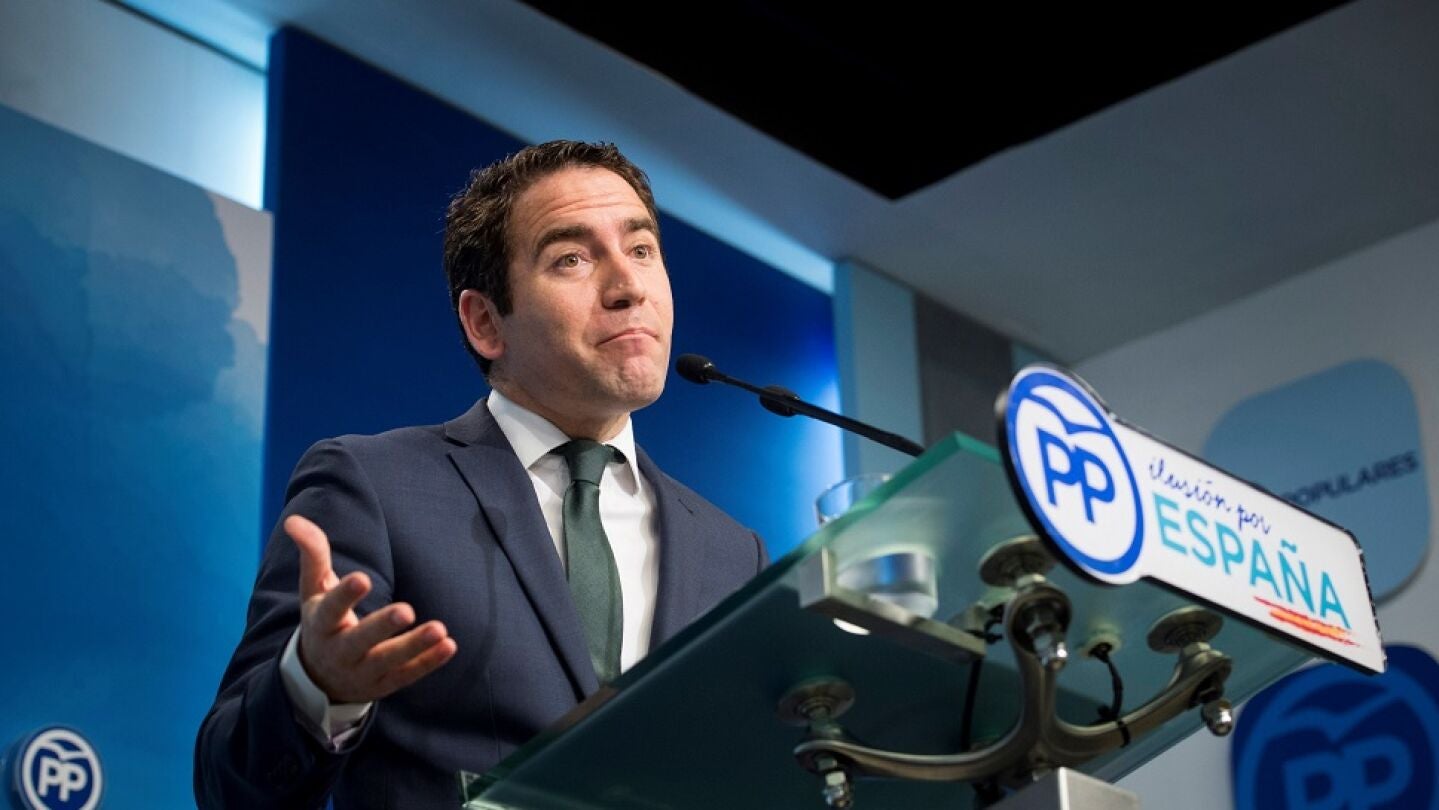 Teodoro Garc&iacute;a Egea ante los medios