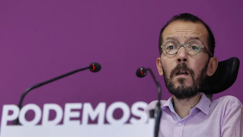 Pablo Echenique en rueda de prensa