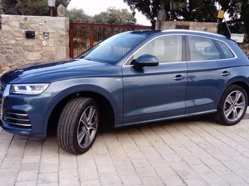 Audi Q5 2.0 TDI 150 CV Audi Q5 2.0 TDI 150 CV