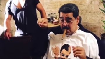 Nicolás Maduro en el interior de un restaurante