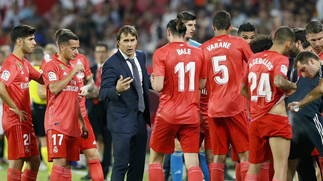 Julen Lopetegui da instrucciones