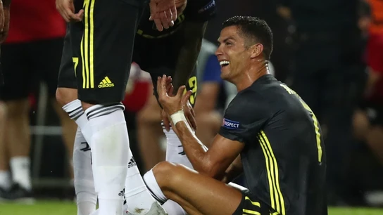 Cristiano Ronaldo, tras su expulsión contra el Valencia Cristiano Ronaldo, tras su expulsión contra el Valencia