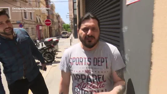 Equipo de Investigación localiza a Javier Román, novio de la desaparecida Cristina Bergua: "¡Te rompo la cámara!" Equipo de Investigación localiza a Javier Román, novio de la desaparecida Cristina Bergua: "¡Te rompo la cámara!"