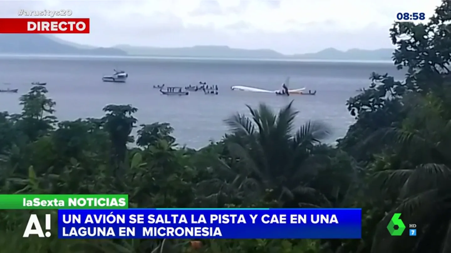 Un avión se salta la pista y cae en una laguna en Micronesia Un avión se salta la pista y cae en una laguna en Micronesia