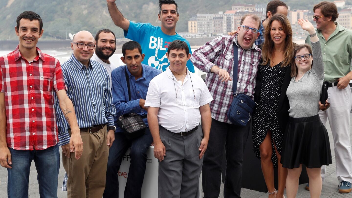 Los actores durante la presentaci&oacute;n hoy de su pel&iacute;cula 'Ni distintos ni diferentes: Campeones'
