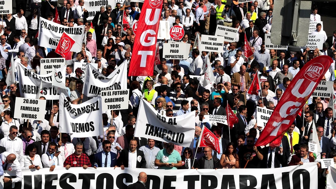 Manifestación de conductores de vehículos de alquiler con conductor (Archivo)