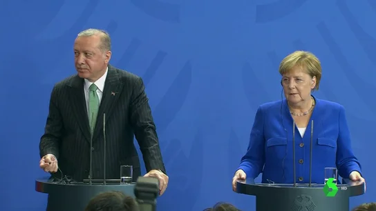 Merkel y Erdogan durante su encuentro en Berlín Merkel y Erdogan durante su encuentro en Berlín