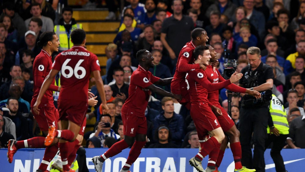 El Liverpool celebra un gol