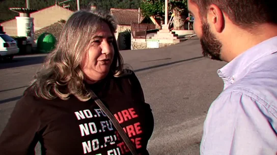Una vecina de Oia Una vecina de Oia