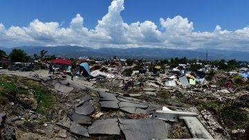 Imagen de Indonesia devastada tras el terremoto y el tsnami