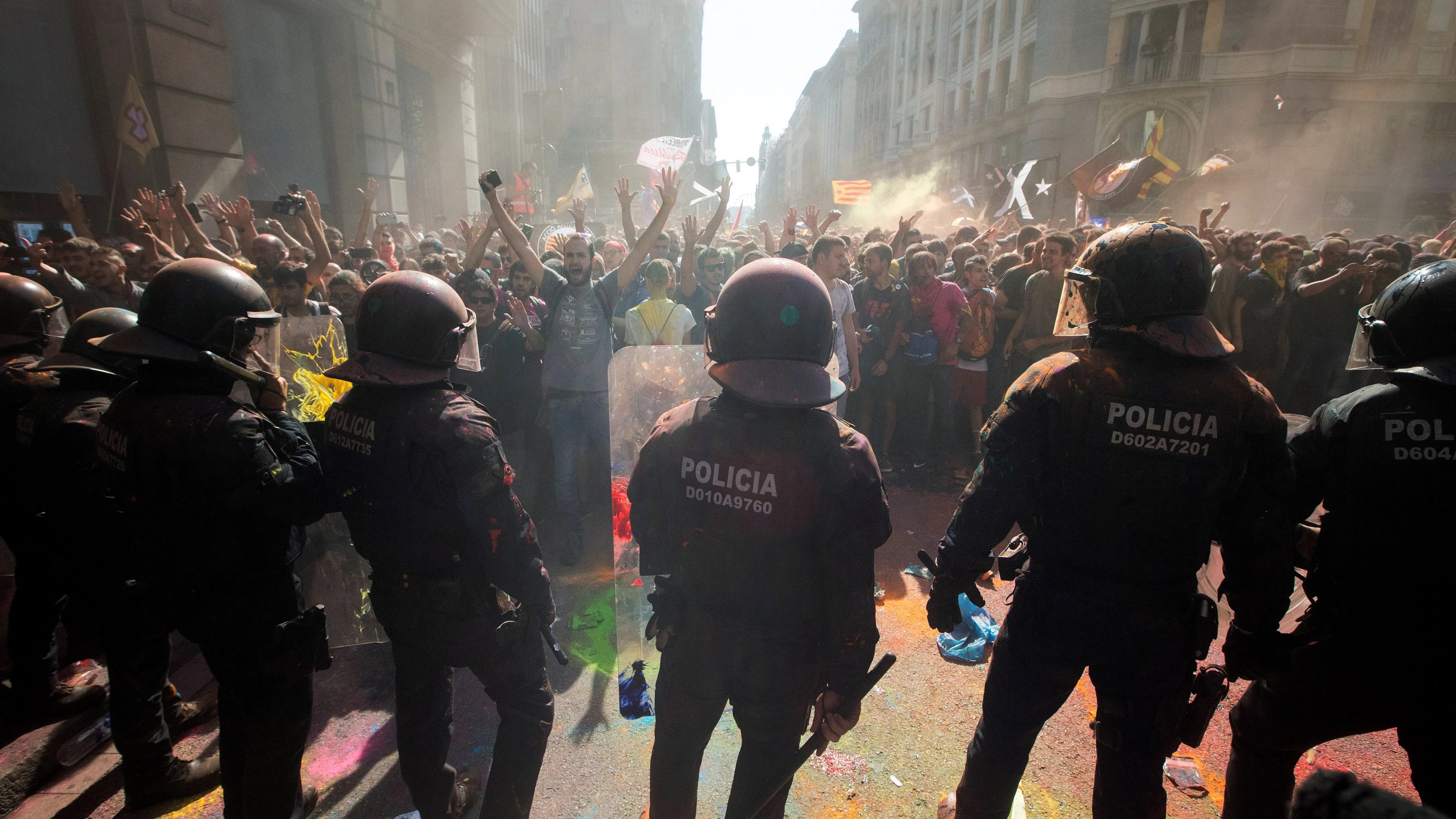 Los Mossos d´Esquadra han cargado en Barcelona contra grupos de independentistas