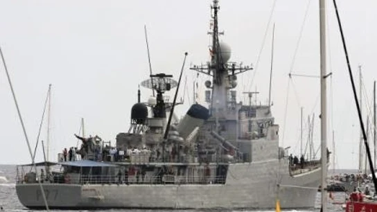 Imagen de archivo de un buque de la Armada en el puerto de Alicante en 2014 Imagen de archivo de un buque de la Armada en el puerto de Alicante en 2014