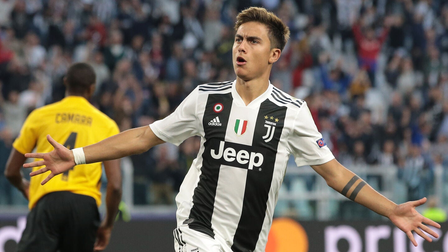 Paulo Dybala celebra uno de sus goles con la Juventus