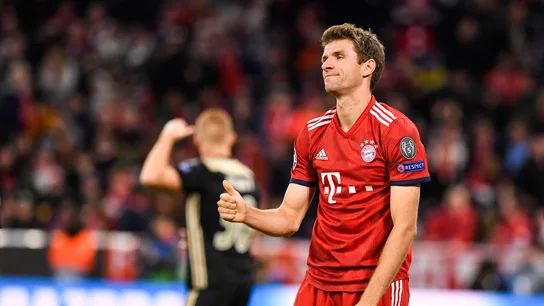 Muller lamenta una acción del Bayern de Múnich Muller lamenta una acción del Bayern de Múnich