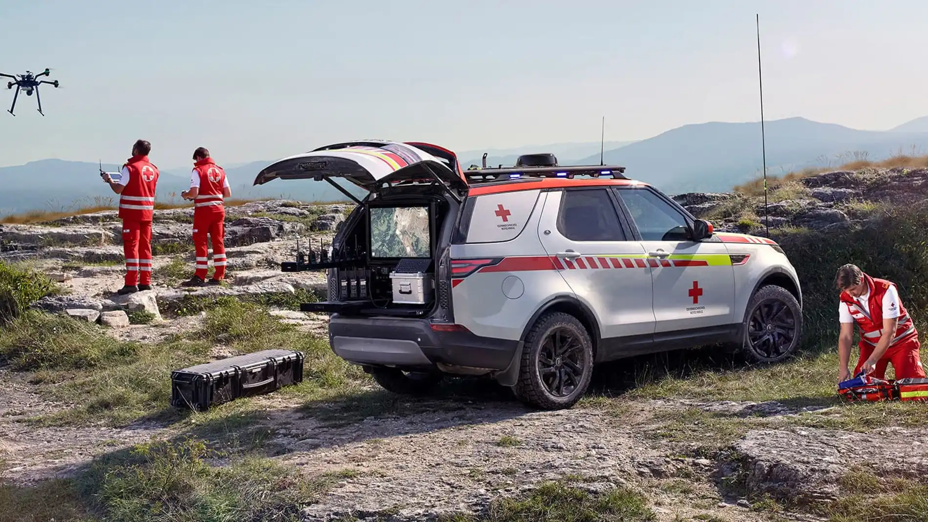 Land Rover crea el Discovery de salvamento definitivo