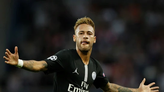 Neymar celebra un gol con el PSG Neymar celebra un gol con el PSG