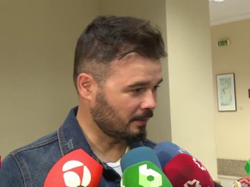 Rufián advierte a Torra y sus amenazas: "Los ultimátums los carga el diablo, y el diablo viste de Ciudadanos"