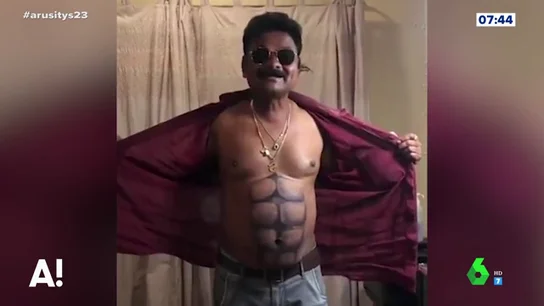 Un trabajado tatuaje: la solución definitiva para tener unos abdominales perfectos sin hacer ejercicio Un trabajado tatuaje: la solución definitiva para tener unos abdominales perfectos sin hacer ejercicio