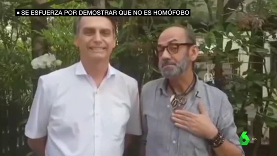 Bolsonaro junto a un conocido maquillador brasileño Bolsonaro junto a un conocido maquillador brasileño