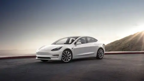 Tesla Model 3 Tesla Model 3