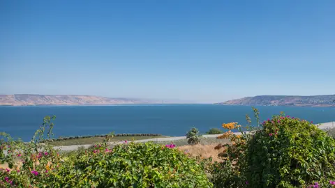 Lago Tiberiades Preciosas playas de agua dulce al norte de Israel