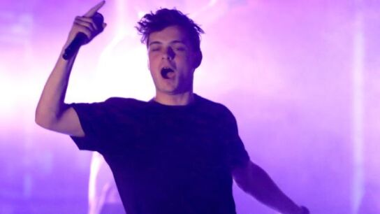 Martin Garrix regresa a sus inicios con ‘Breach (Walk Alone)’ junto a Blinders