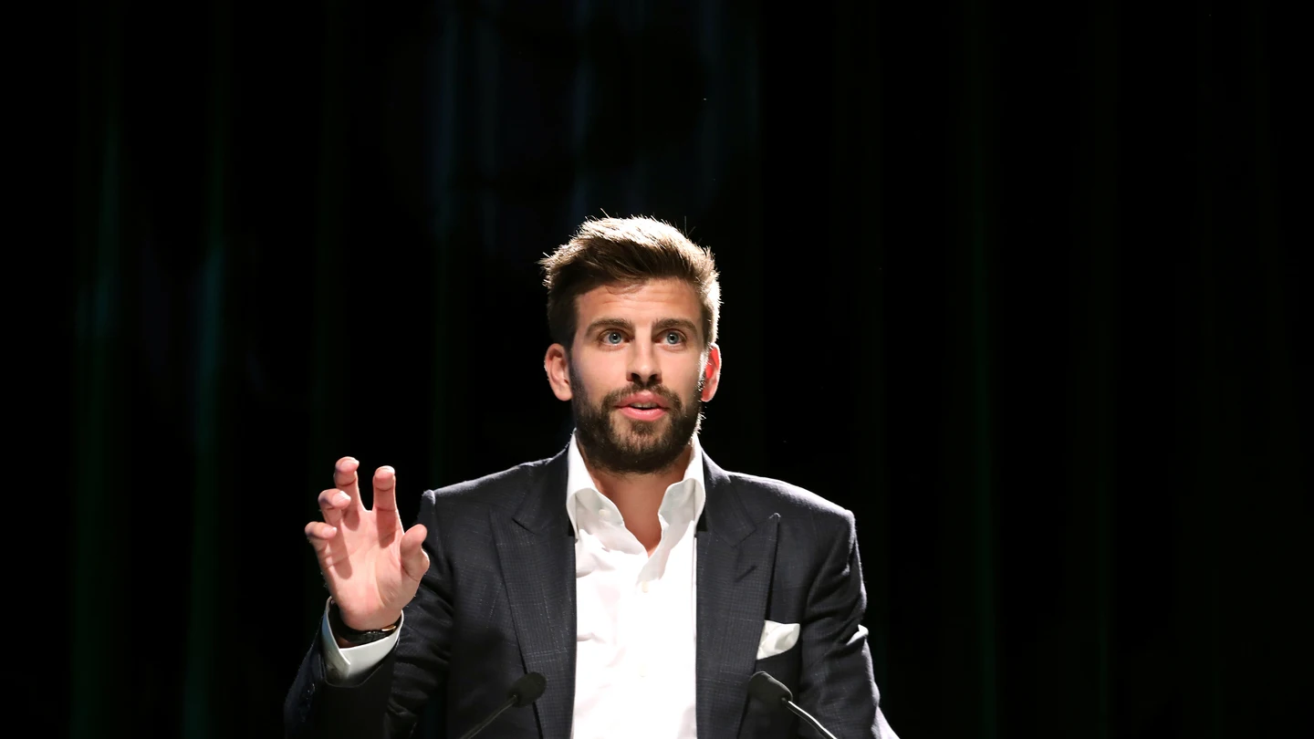 Gerard Piqué Gerard Piqué comparece en la presentación de la nueva Copa Davis