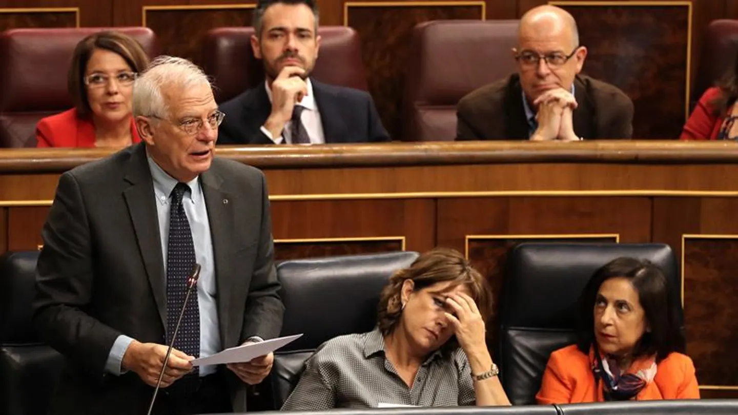 Josep Borrell junto a las ministras Dolores Delgado y Margarita Robles Josep Borrell junto a las ministras Dolores Delgado y Margarita Robles