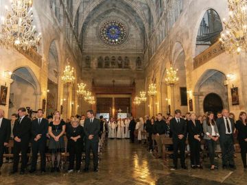 Los reyes de España encabezan el funeral por las víctimas mortales de la riada Los reyes de España encabezan el funeral por las víctimas mortales de la riada